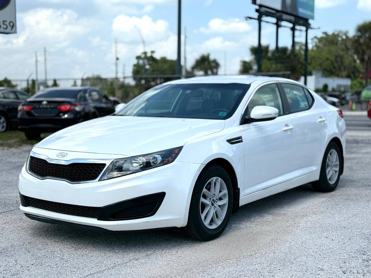 2011 Kia Optima LX — Sedan — 114,296 mi — Orlando, FL