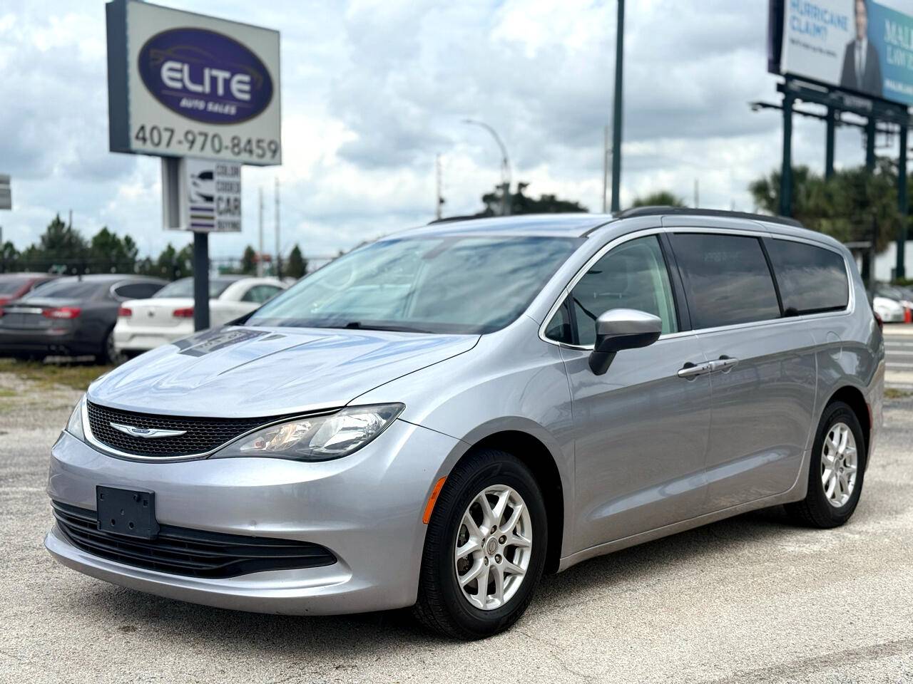 2020 Chrysler Voyager LXI — Minivan — 125,010 mi — Orlando, FL