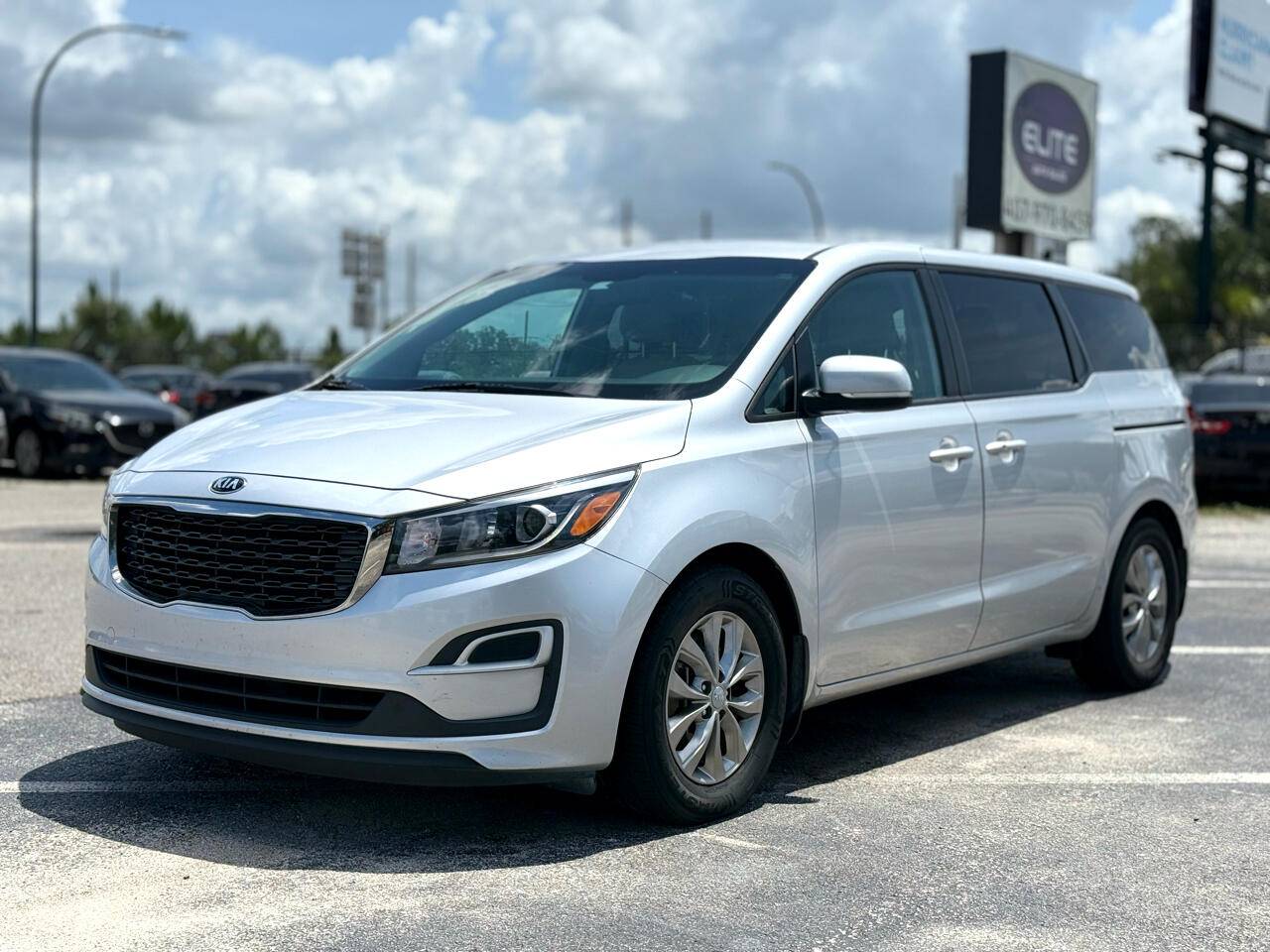 2021 Kia Sedona LX — Minivan — 123,950 mi — Orlando, FL