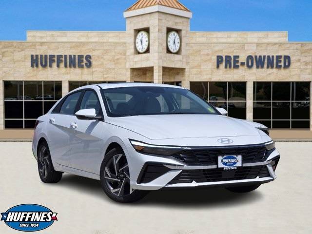 2025 Hyundai Elantra Limited — Sedan — 5,449 mi — McKinney, TX