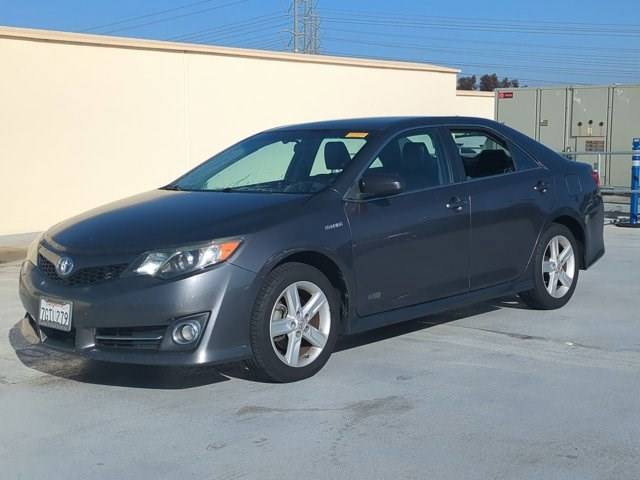 2014 Toyota Camry Hybrid SE — Sedan — 95,109 mi — Carlsbad, CA
