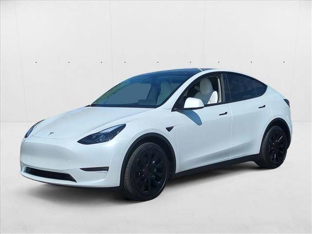 2025 Tesla Model Y Long Range — SUV — 8,117 mi — Carlsbad, CA