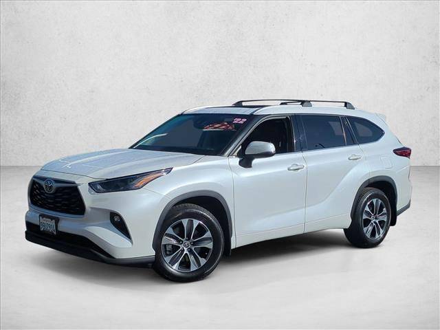 2022 Toyota Highlander XLE — SUV — 59,754 mi — Carlsbad, CA