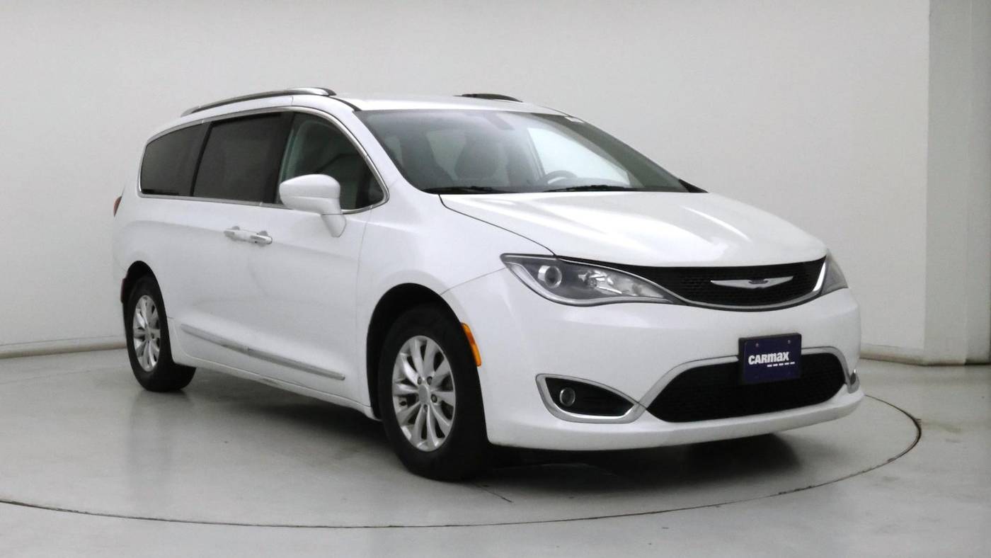 2019 Chrysler Pacifica Touring L — Minivan — 47,820 mi — Hagerstown, MD