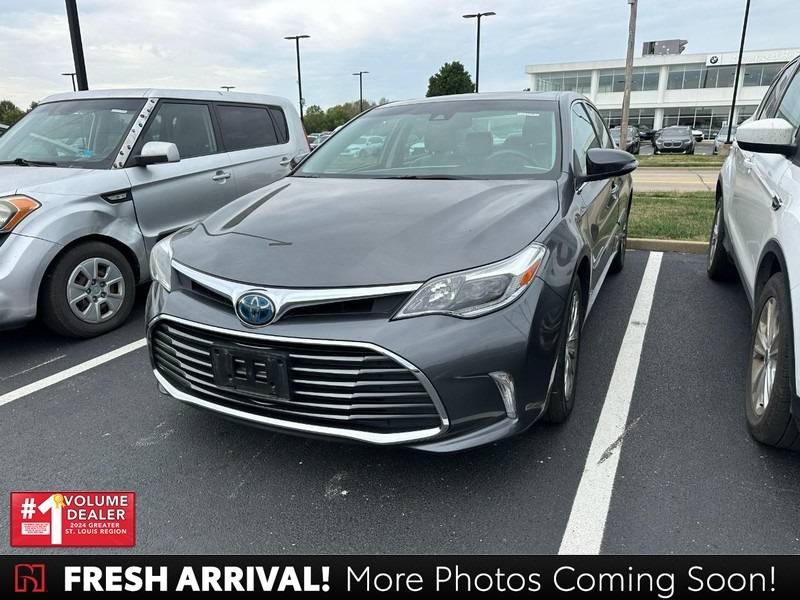 2016 Toyota Avalon Hybrid Limited — Sedan — 84,610 mi — O'Fallon, IL