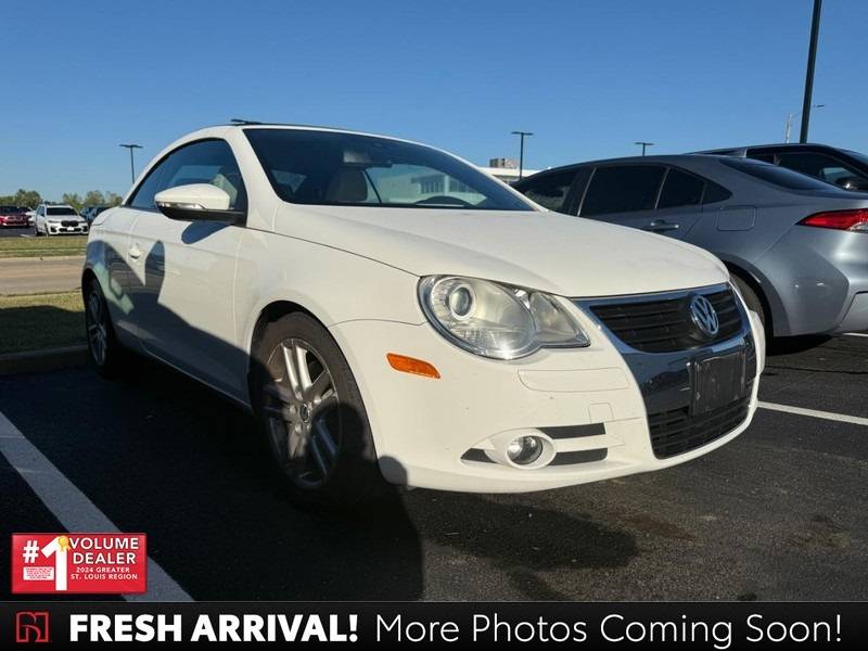 2009 Volkswagen Eos Lux — Convertible — 170,409 mi — O'Fallon, IL