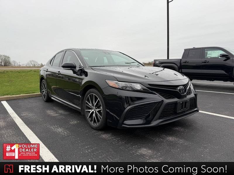 2023 Toyota Camry SE — Sedan — 53,695 mi — O'Fallon, IL