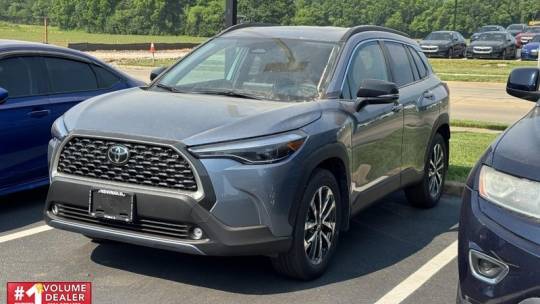 2025 Toyota Corolla Cross XLE