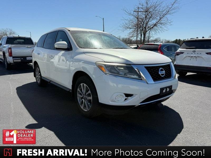 2014 Nissan Pathfinder S — SUV — 143,769 mi — O'Fallon, IL