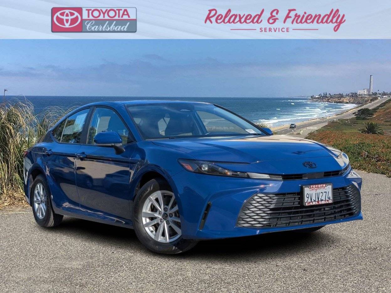 2025 Toyota Camry Hybrid LE — Sedan — 1,084 mi — Carlsbad, CA