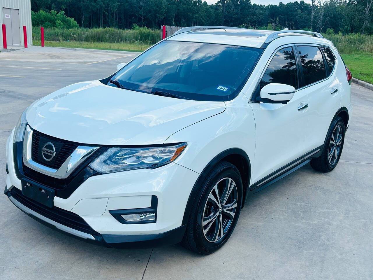 2017 Nissan Rogue SL — SUV — 117,878 mi — Huntsville, TX