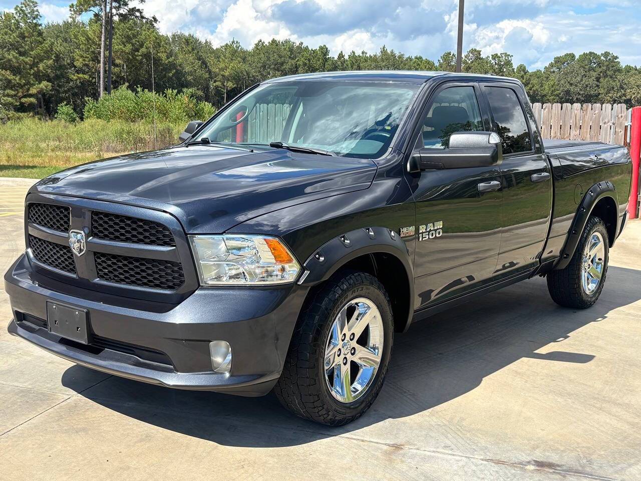 2015 Ram 1500 Express — Pickup Truck — 113,661 mi — Huntsville, TX