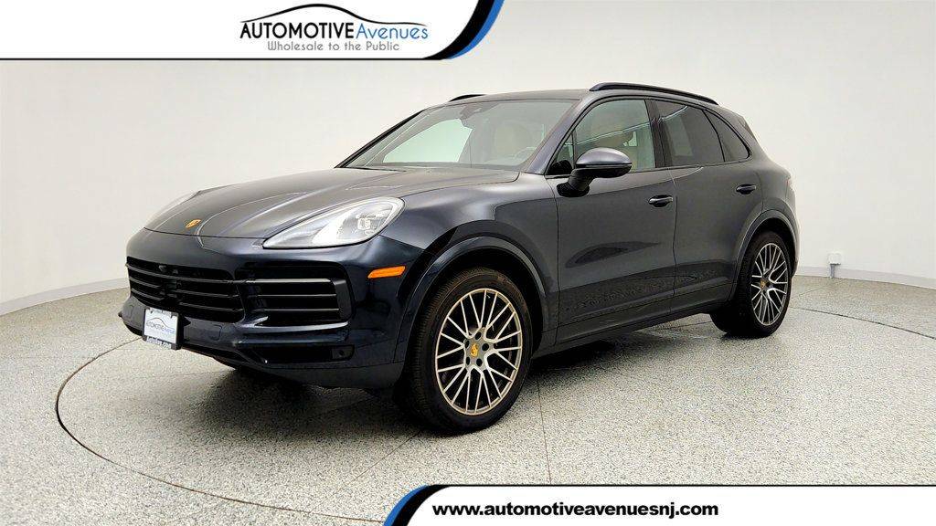2023 Porsche Cayenne Platinum Edition