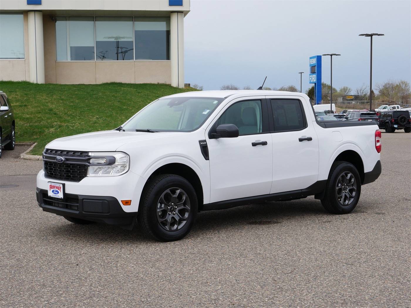 2024 Ford Maverick XLT — Pickup Truck — 24,874 mi — Bloomington, MN