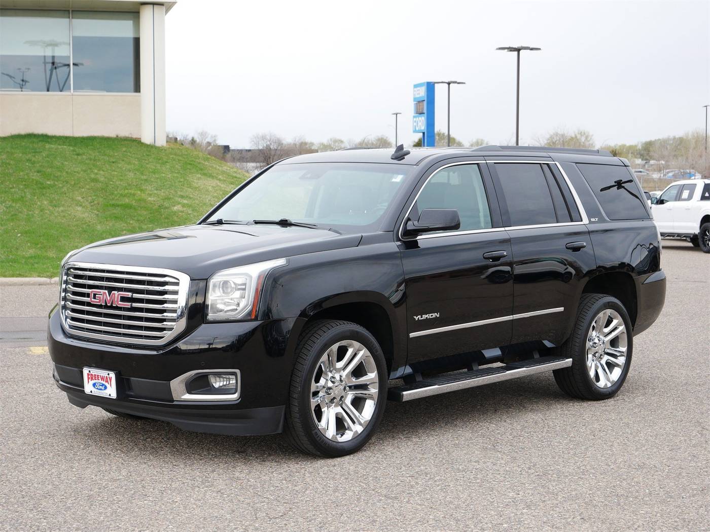 2018 GMC Yukon SLT — SUV — 109,022 mi — Bloomington, MN