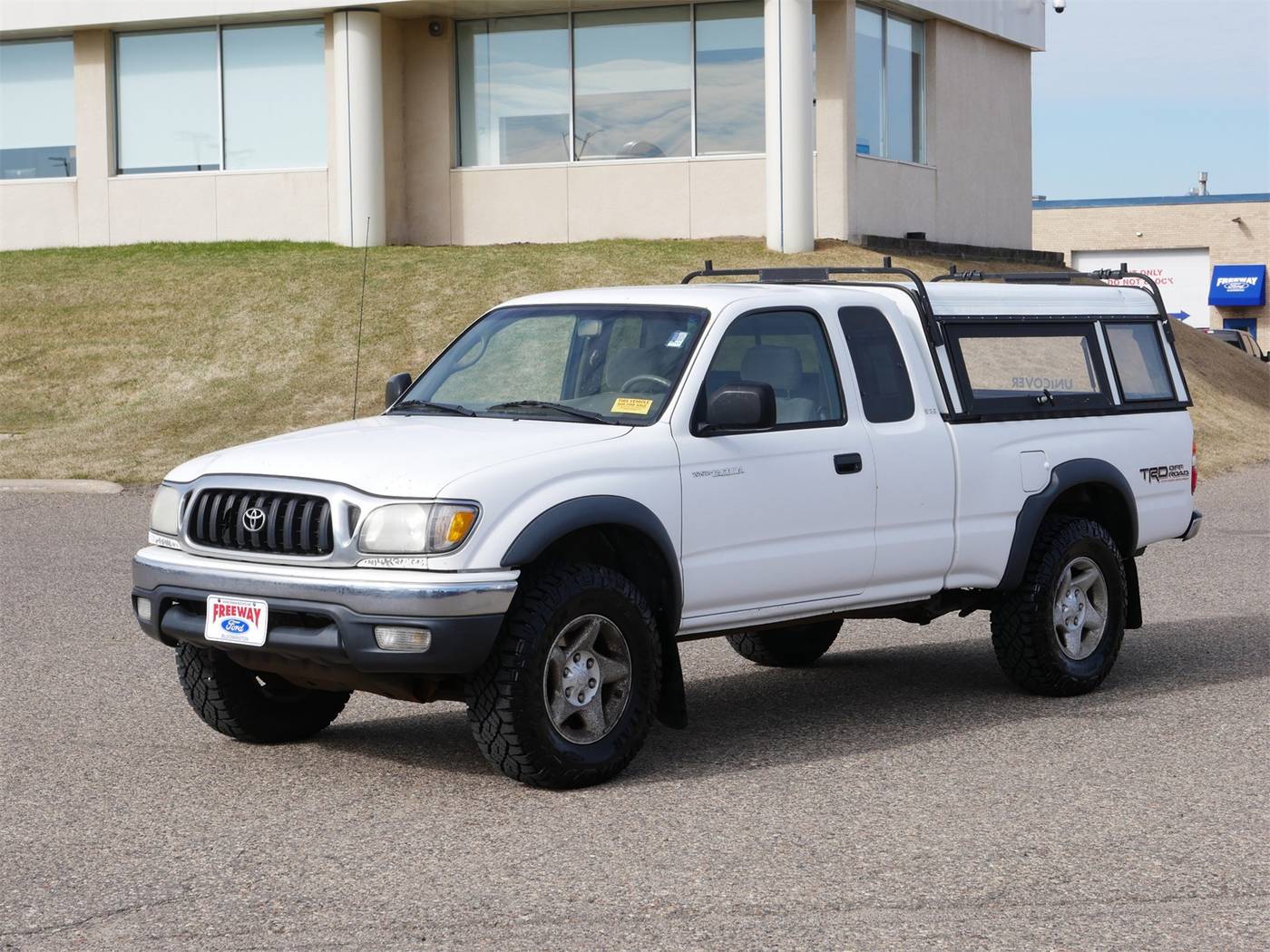 2003 Toyota Tacoma Base — Pickup Truck — 218,075 mi — Bloomington, MN