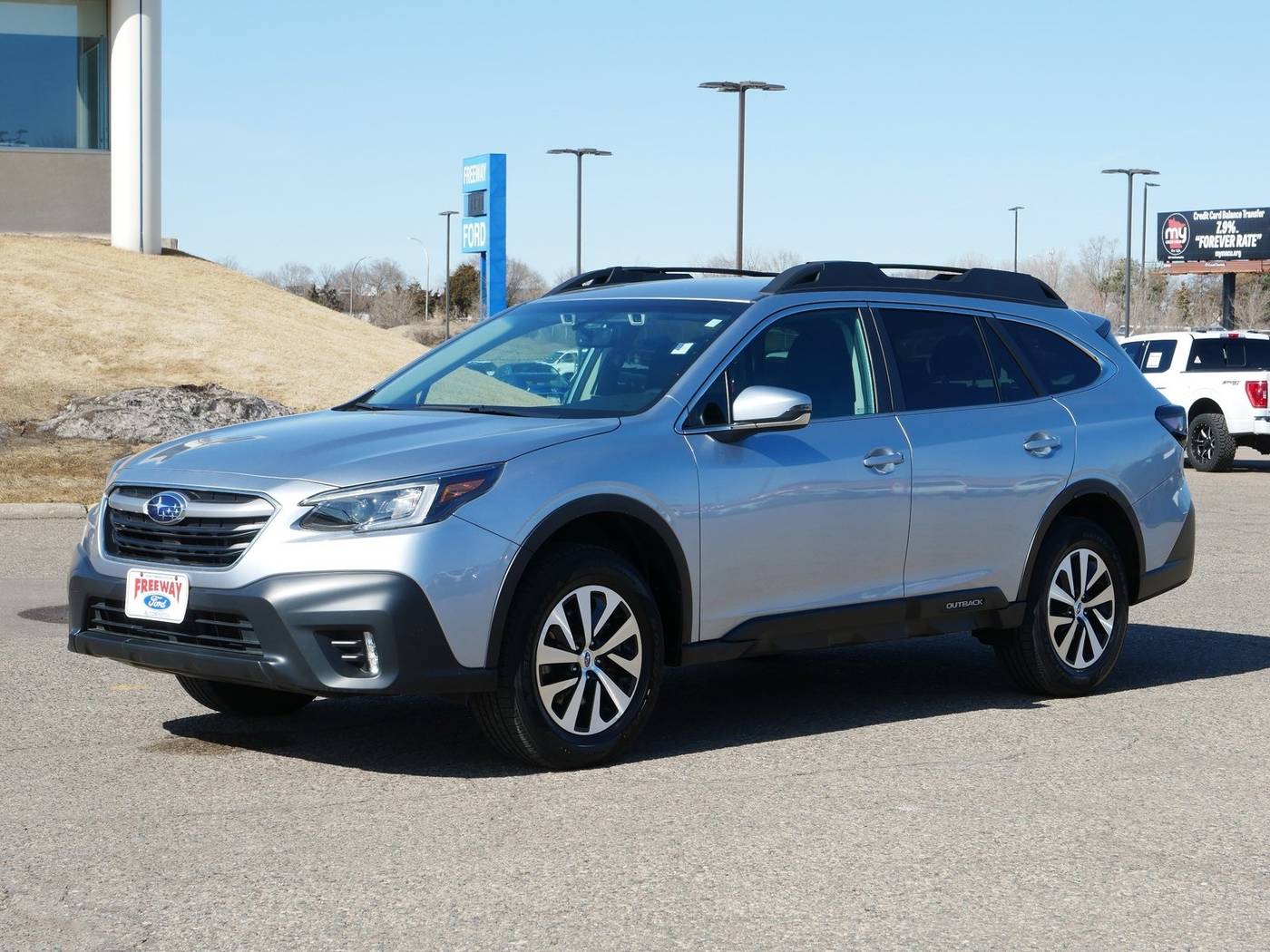 2020 Subaru Outback 2.5i Premium — SUV — 57,849 mi — Bloomington, MN