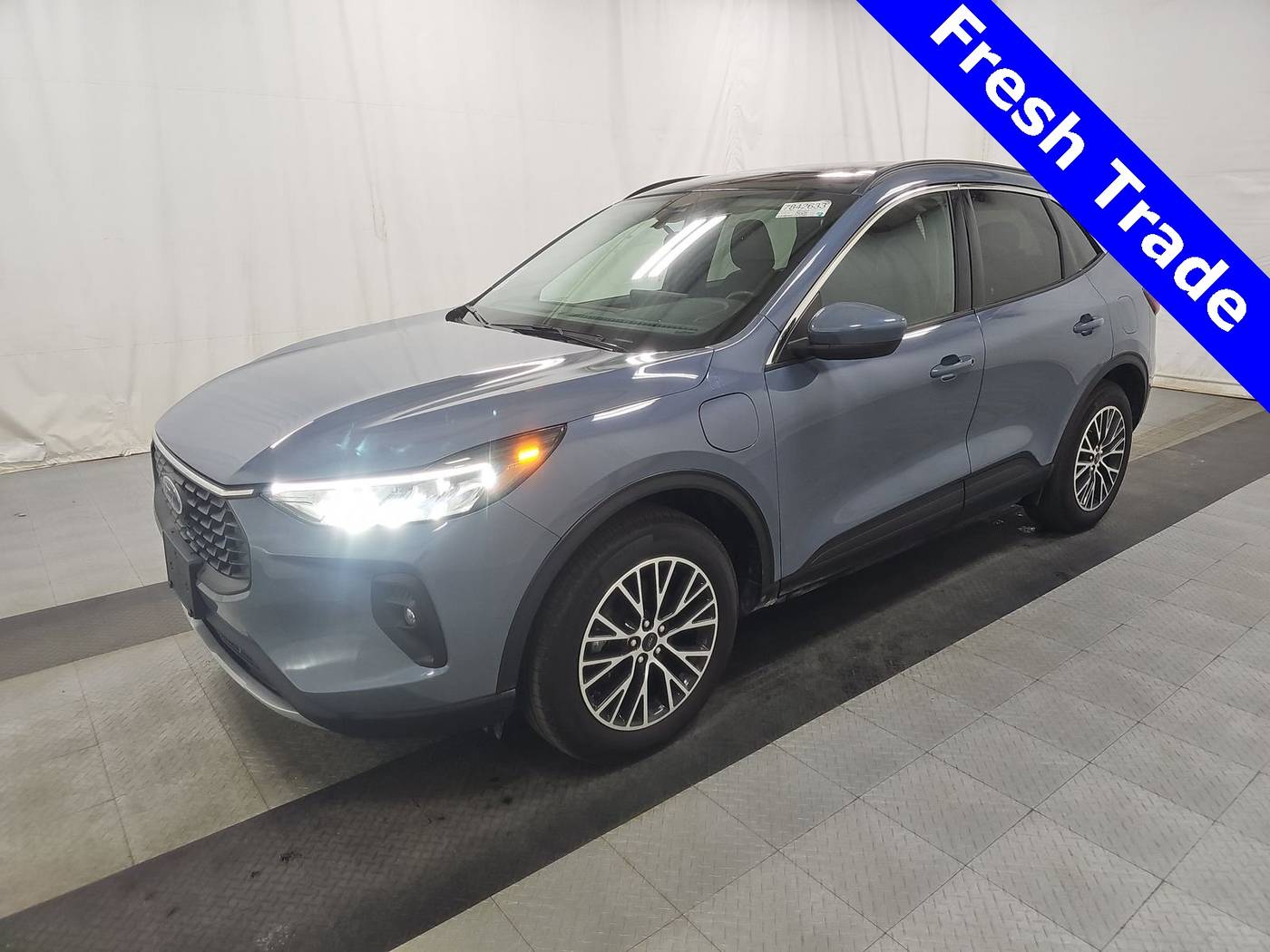 2023 Ford Escape Plug-In Hybrid — SUV — 9,275 mi — Bloomington, MN