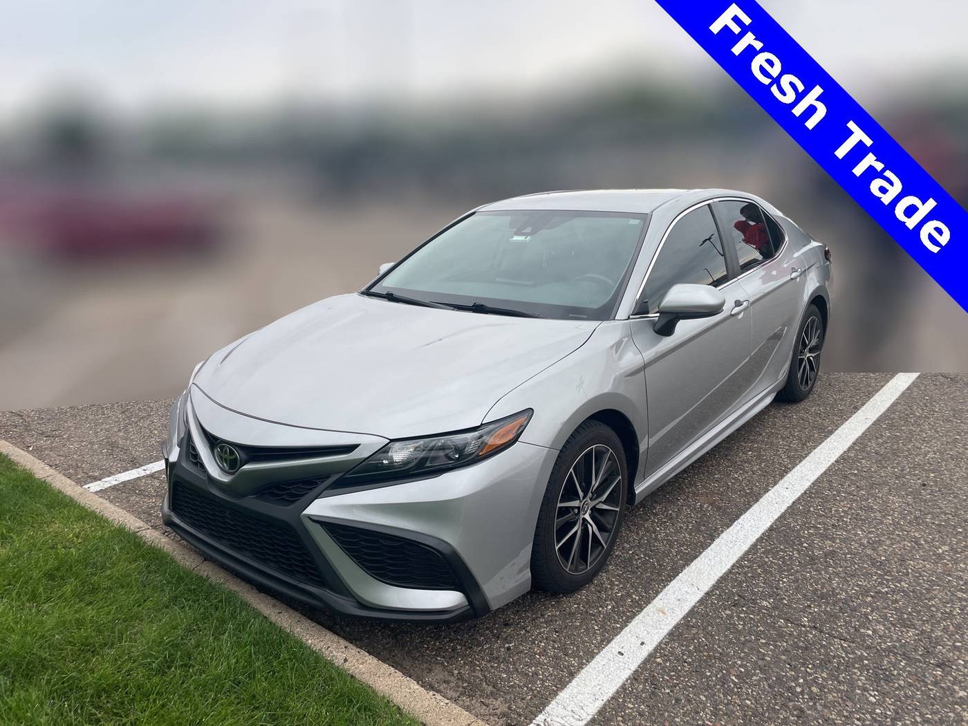 2021 Toyota Camry SE — Sedan — 74,588 mi — Bloomington, MN