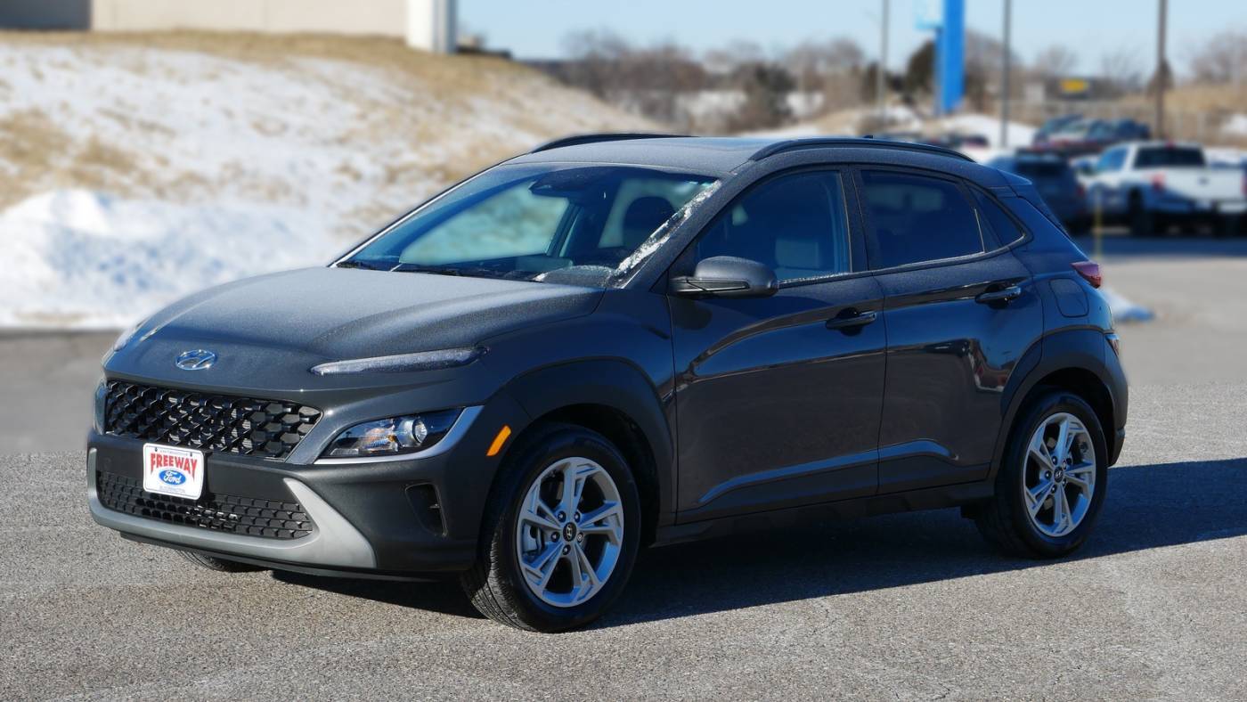 2023 Hyundai Kona SEL — SUV — 5,664 mi — Bloomington, MN