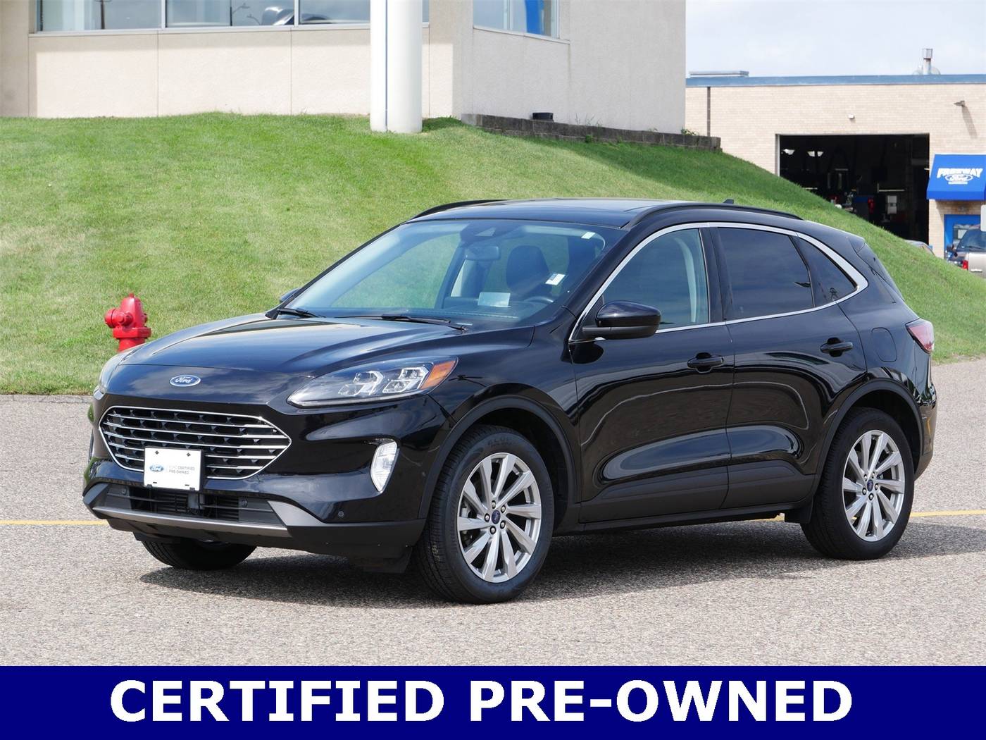2022 Ford Escape Titanium — SUV — 25,146 mi — Bloomington, MN