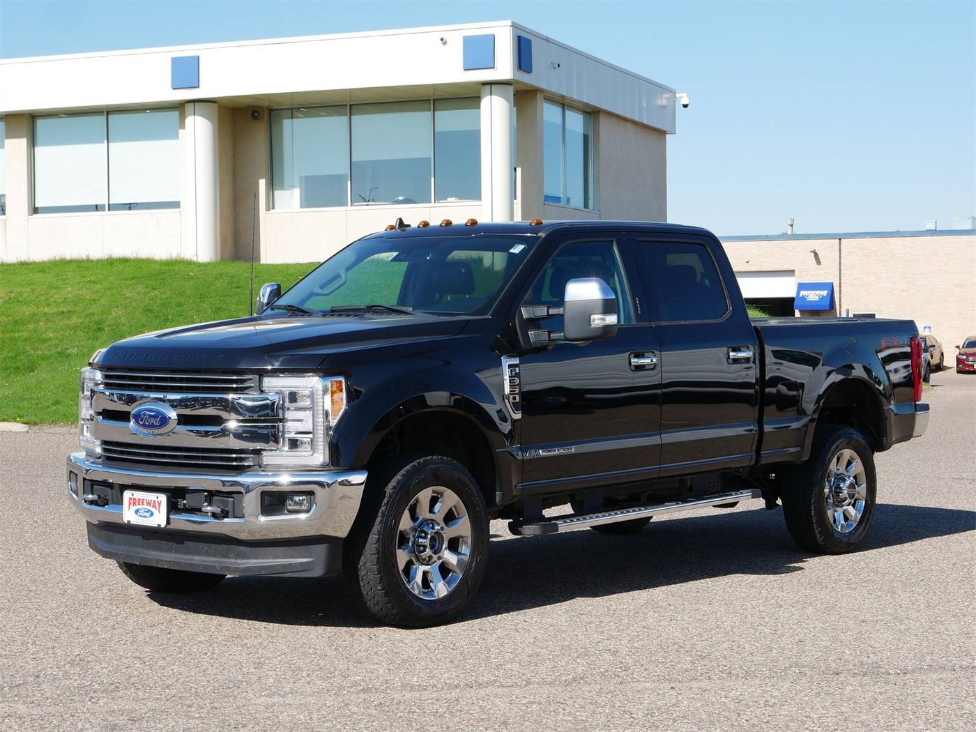 2019 Ford Super Duty F-350 Lariat — Pickup Truck — 112,114 mi — Bloomington, MN