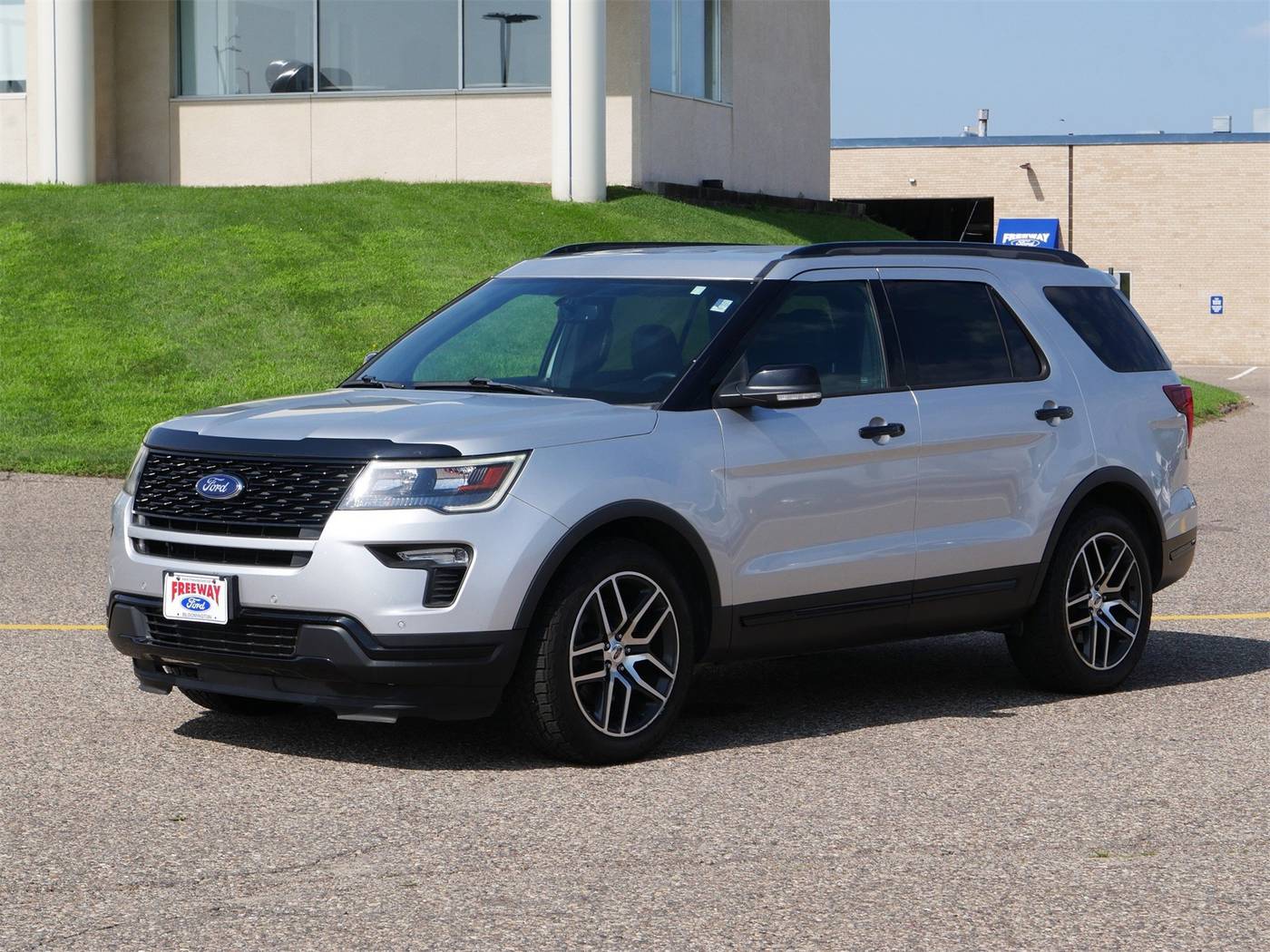 2018 Ford Explorer Sport — SUV — 105,533 mi — Bloomington, MN
