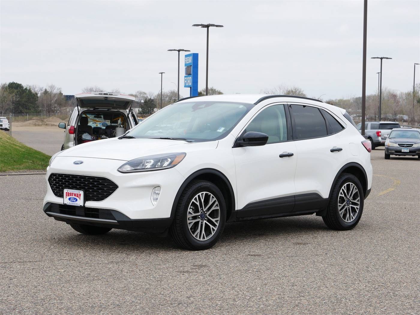 2020 Ford Escape SEL — SUV — 50,698 mi — Bloomington, MN