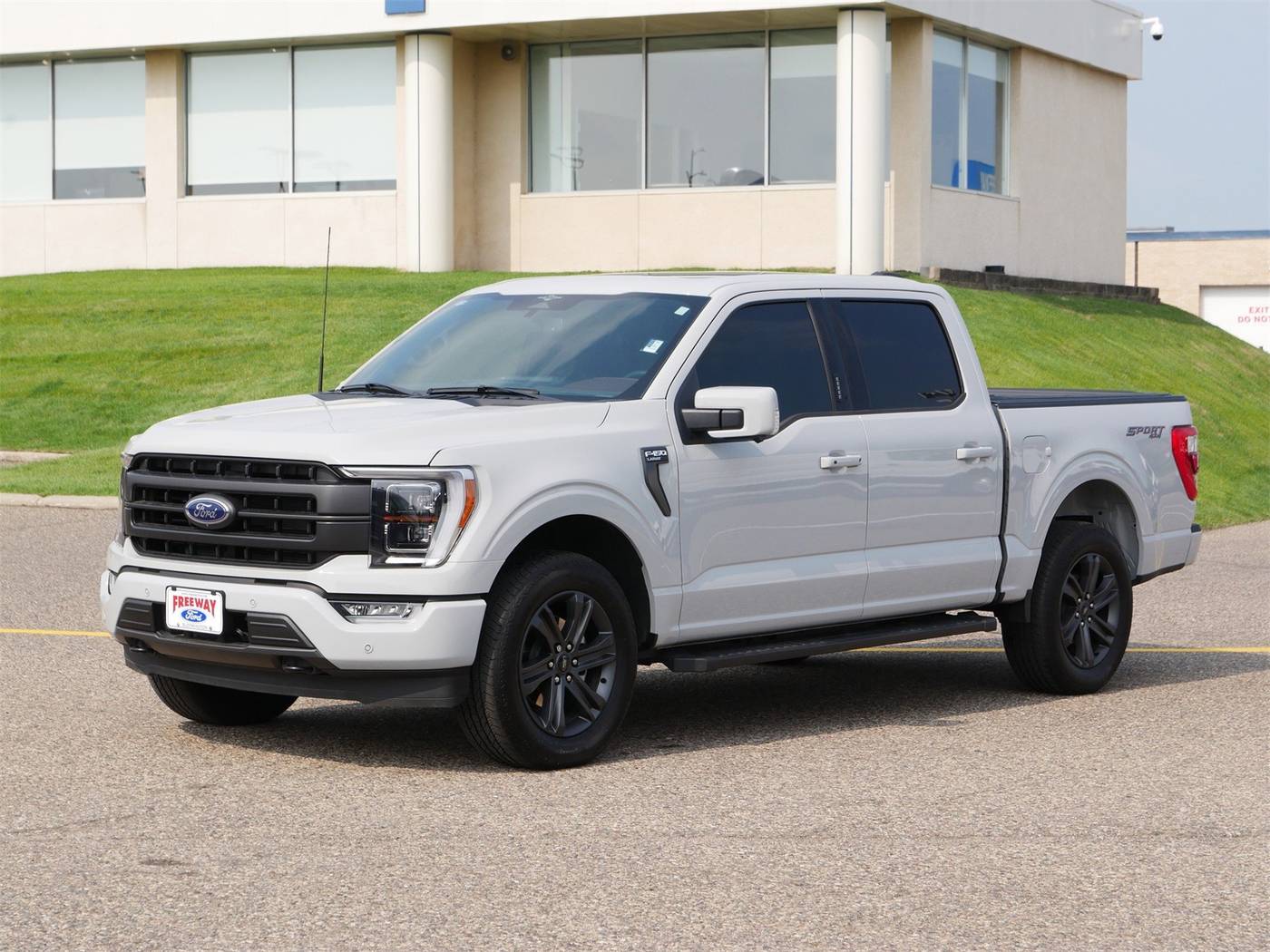 2023 Ford F-150 Lariat — Pickup Truck — 17,182 mi — Bloomington, MN