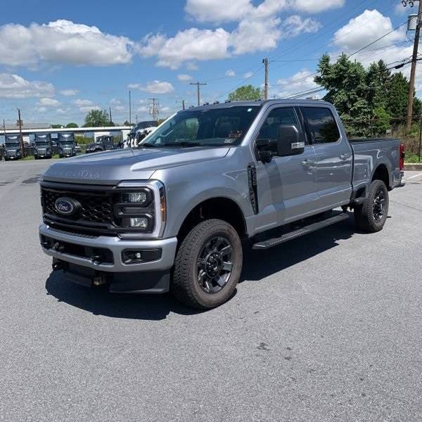 2024 Ford Super Duty F-350 XLT — Pickup Truck — 8,121 mi — Bloomington, MN