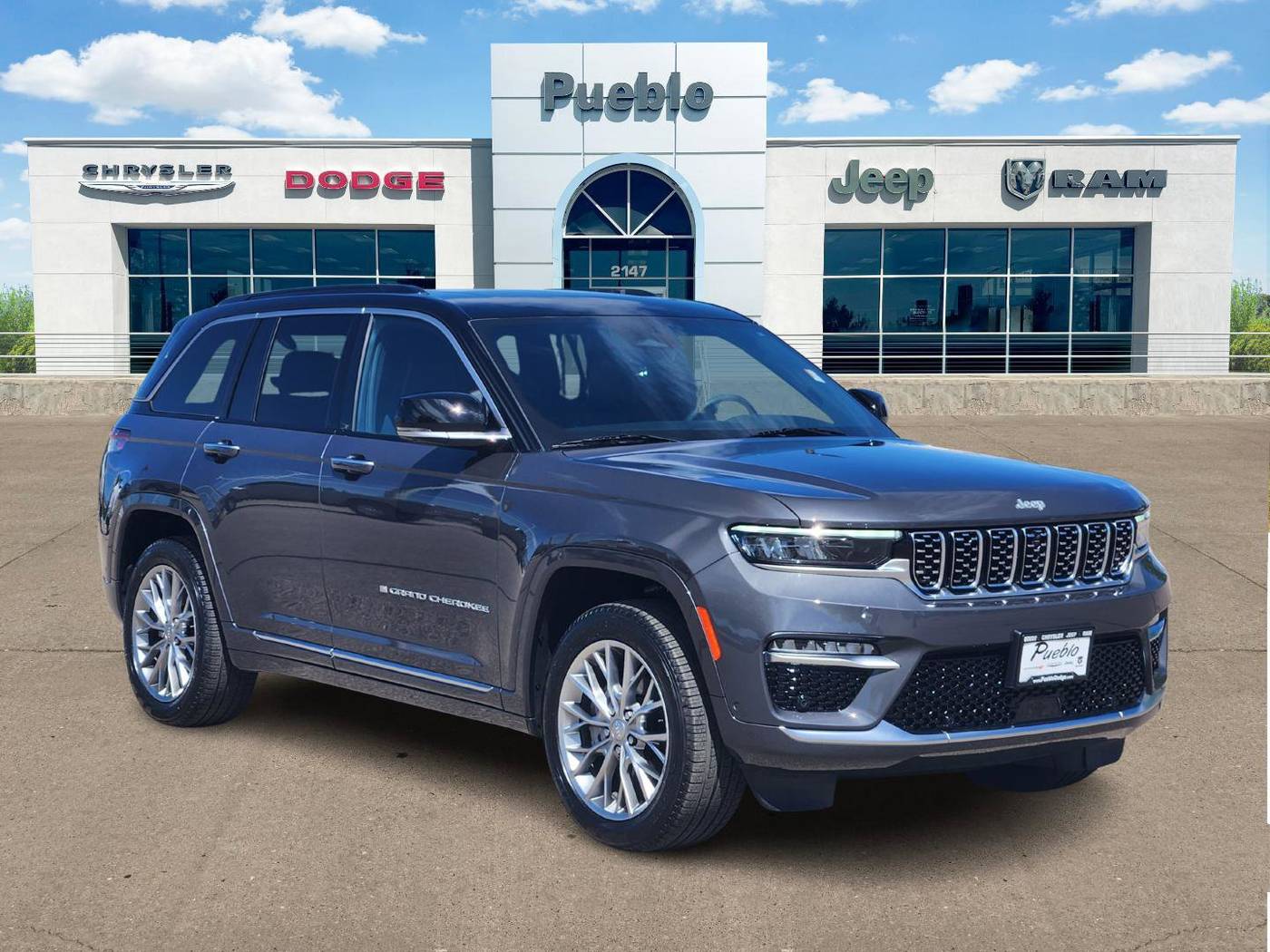 2025 Jeep Grand Cherokee Summit — SUV — 2,326 mi — Pueblo, CO
