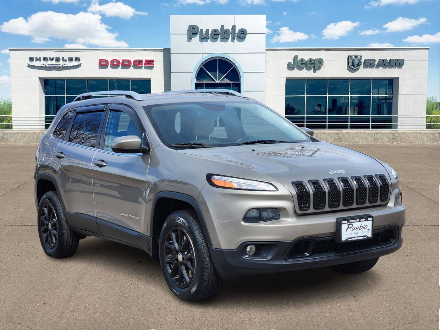 2017 Jeep Cherokee Latitude — SUV — 118,129 mi — Pueblo, CO
