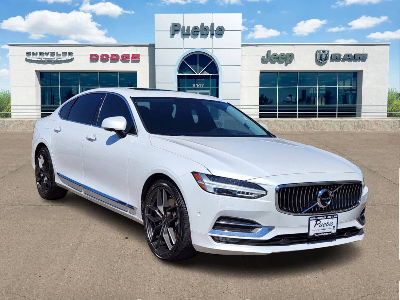 2018 Volvo S90 Inscription — Sedan — 122,653 mi — Pueblo, CO