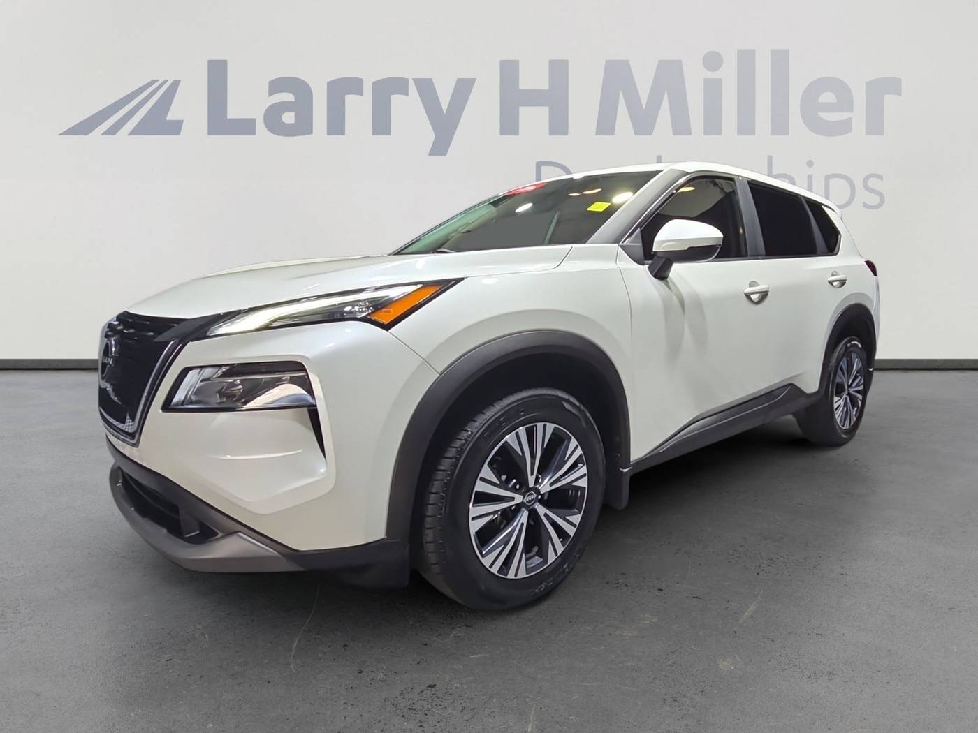 2023 Nissan Rogue SV — SUV — 18,738 mi — Mesa, AZ