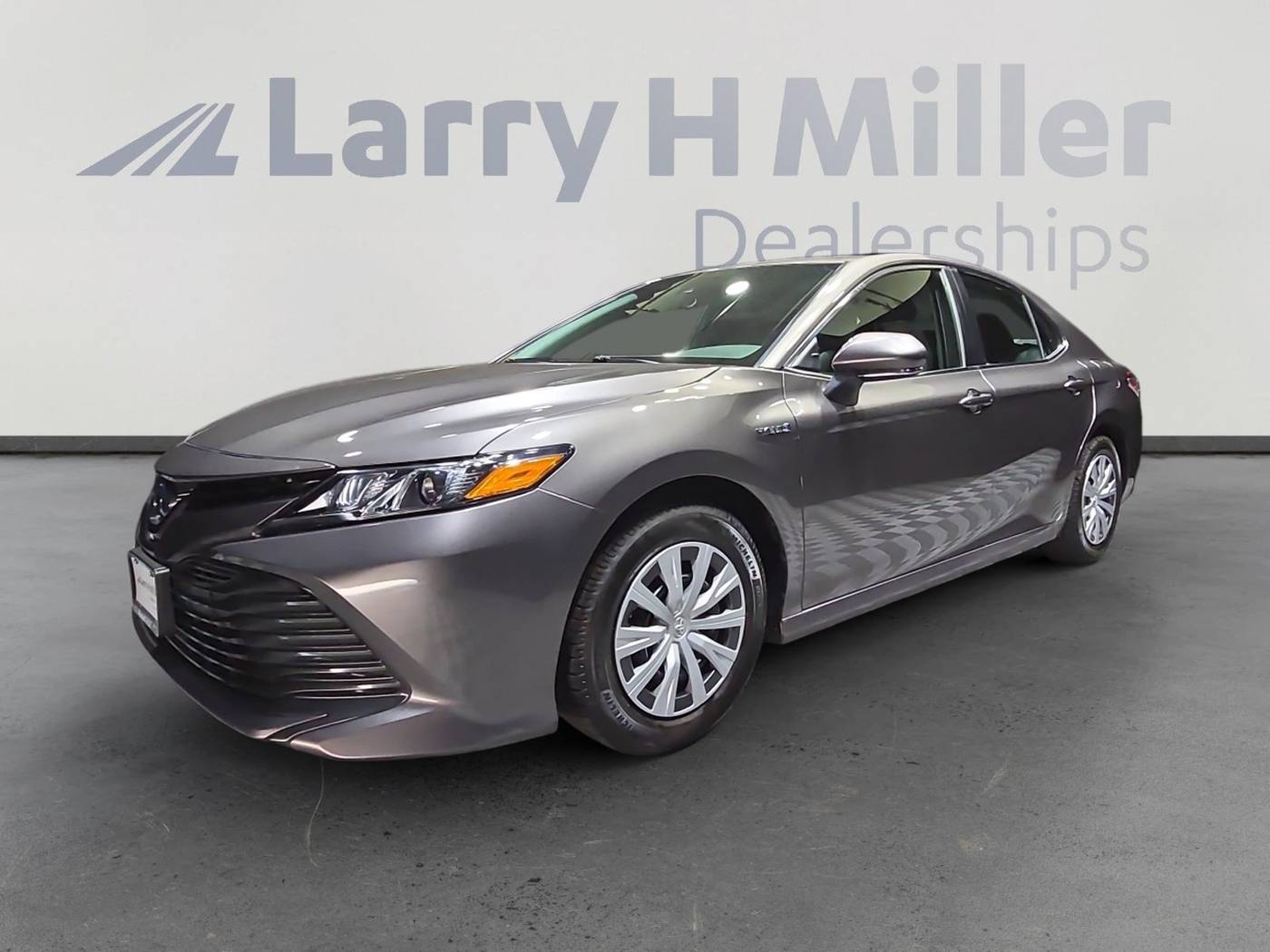 2020 Toyota Camry Hybrid LE — Sedan — 65,017 mi — Mesa, AZ