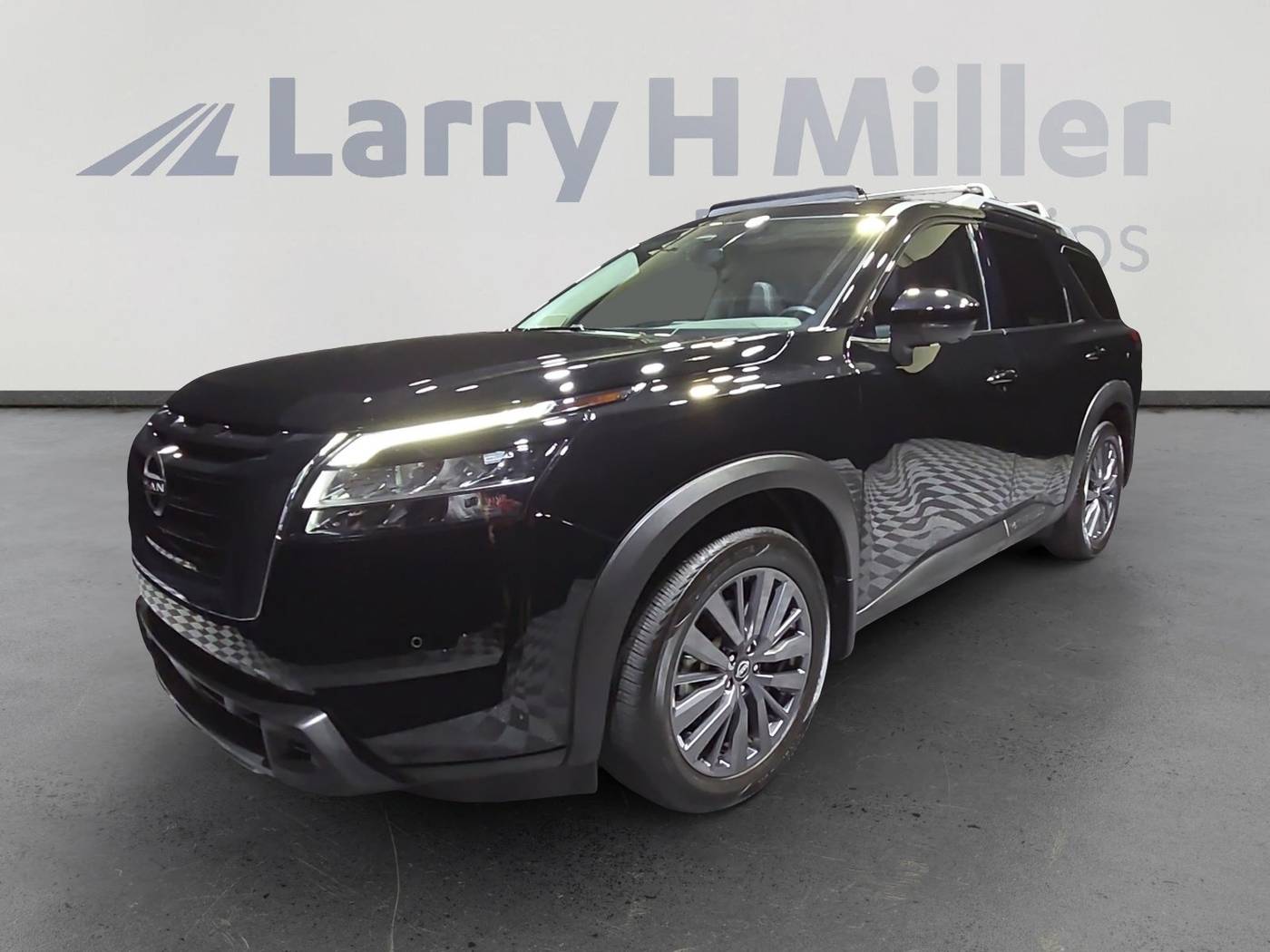 2024 Nissan Pathfinder SL — SUV — 10,742 mi — Mesa, AZ