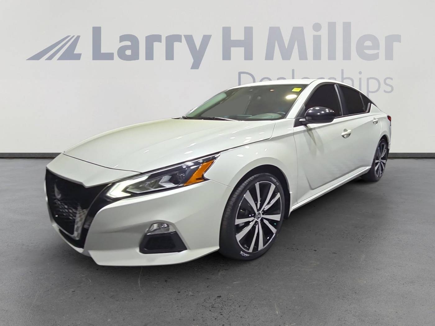 2022 Nissan Altima SR — Sedan — 36,560 mi — Mesa, AZ