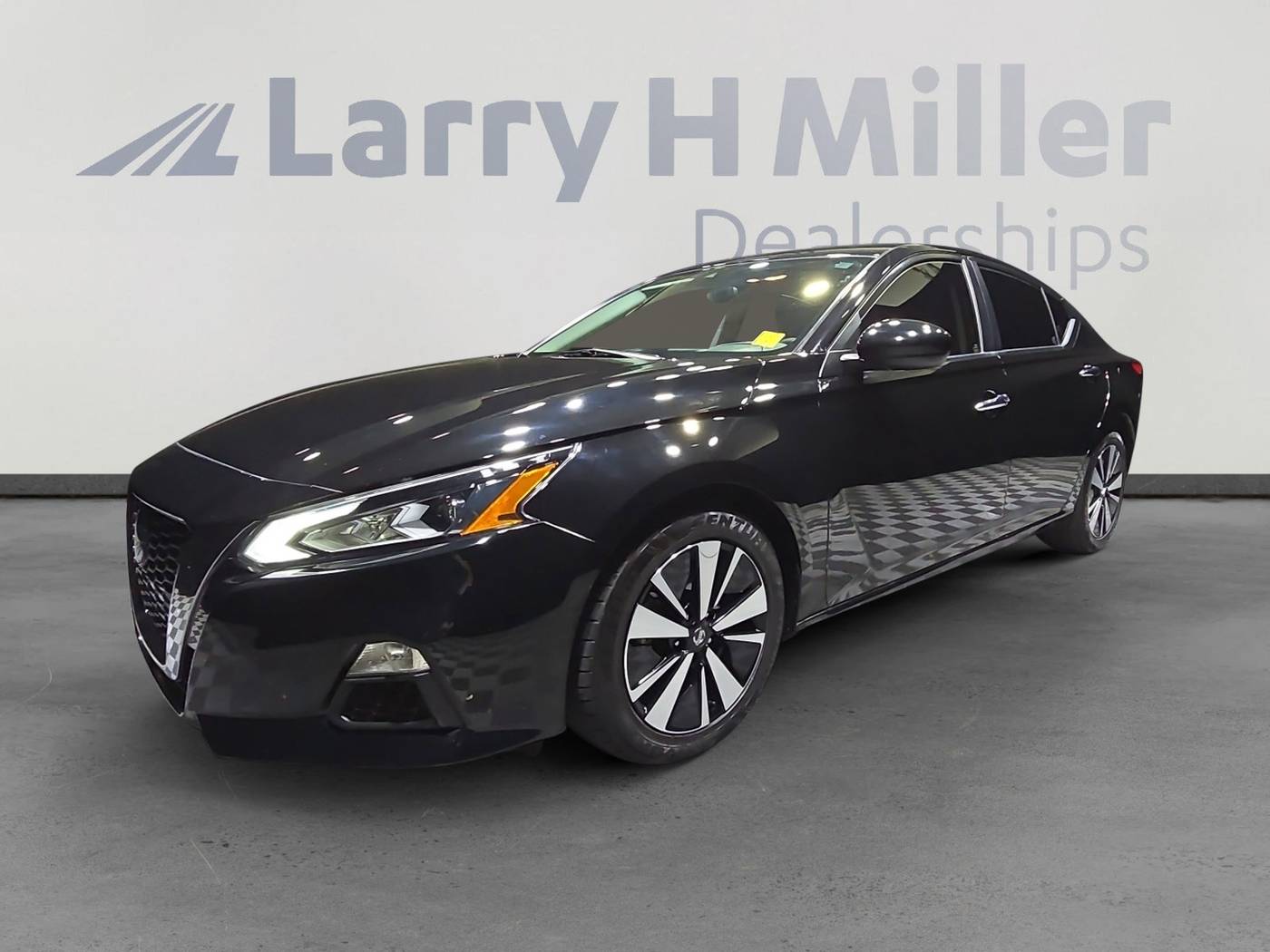 2021 Nissan Altima SV — Sedan — 32,806 mi — Mesa, AZ