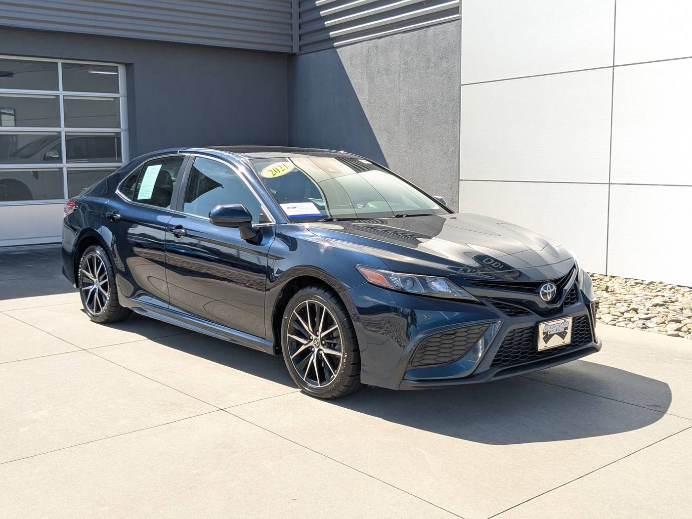 2021 Toyota Camry SE — Sedan — 88,846 mi — Lumberton, NC