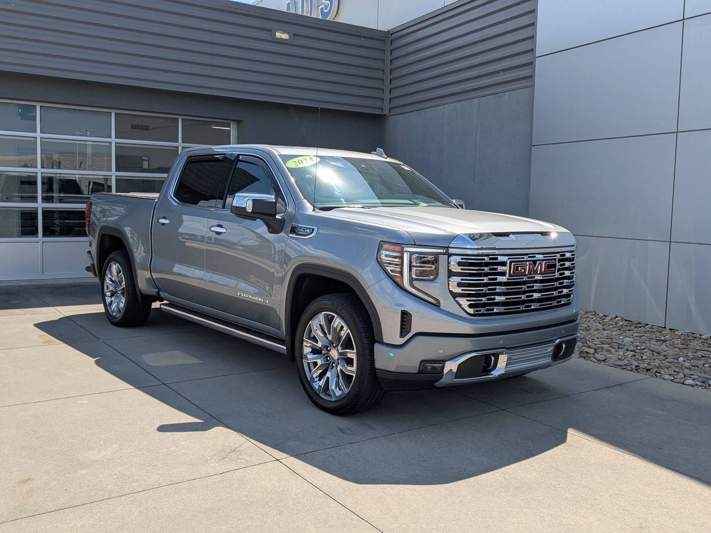 2024 GMC Sierra 1500 Denali — Pickup Truck — 4,587 mi — Lumberton, NC