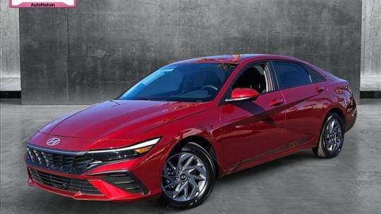 2024 Hyundai Elantra SEL — Sedan — 4,223 mi — Tempe, AZ