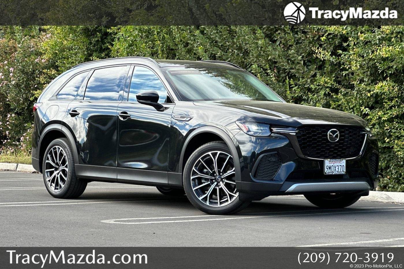 2025 Mazda CX-70 Plug-in Hybrid Premium