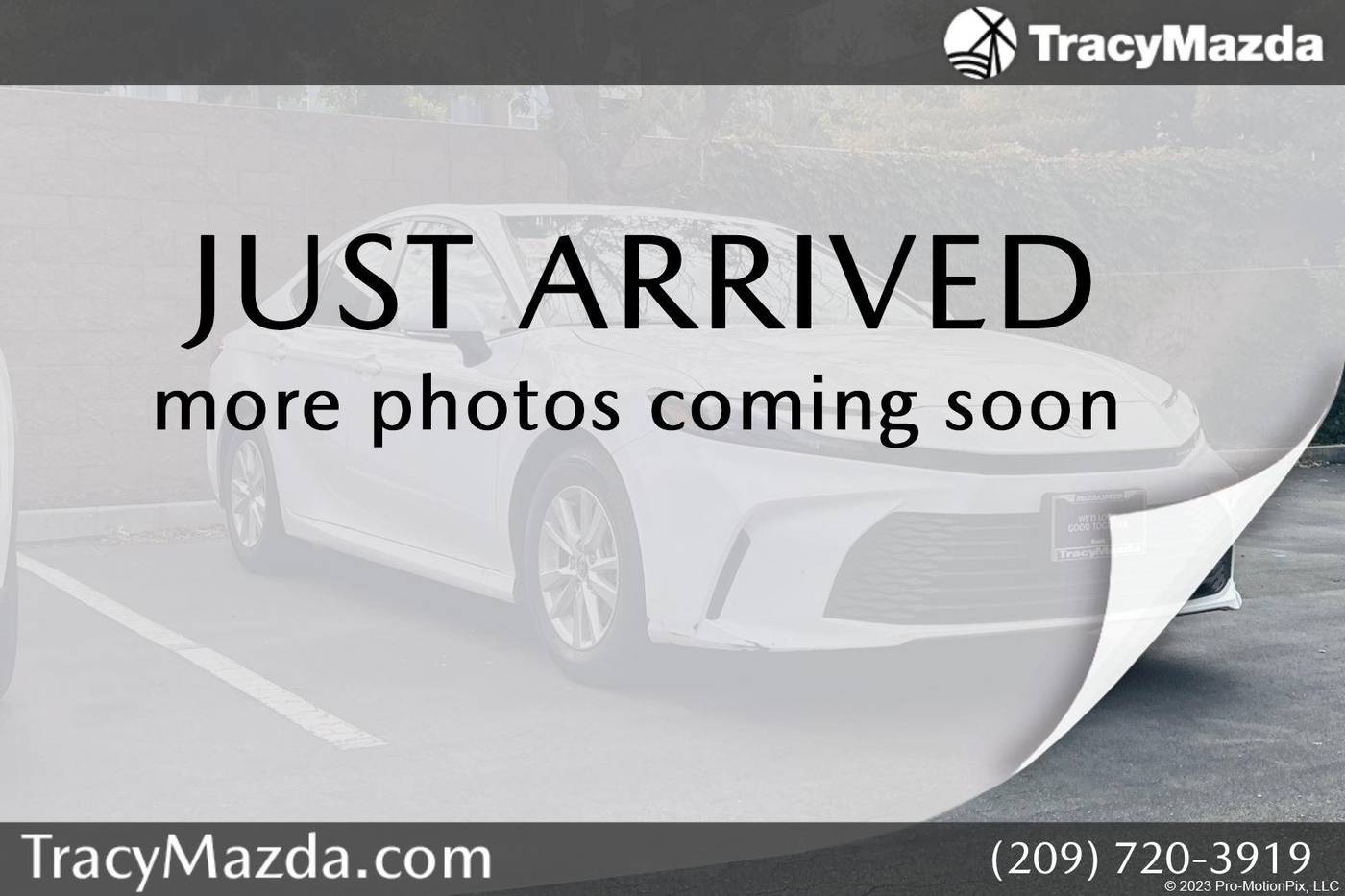 2025 Toyota Camry Hybrid LE — Sedan — 28,711 mi — Tracy, CA