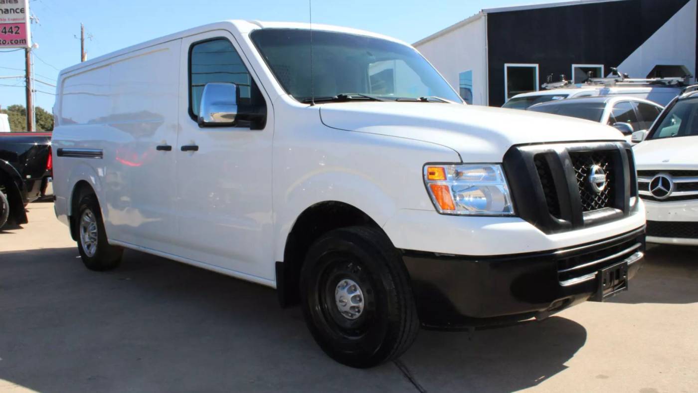 2018 Nissan NV Cargo NV2500 HD SV — Cargo Van — 151,363 mi — Plano, TX
