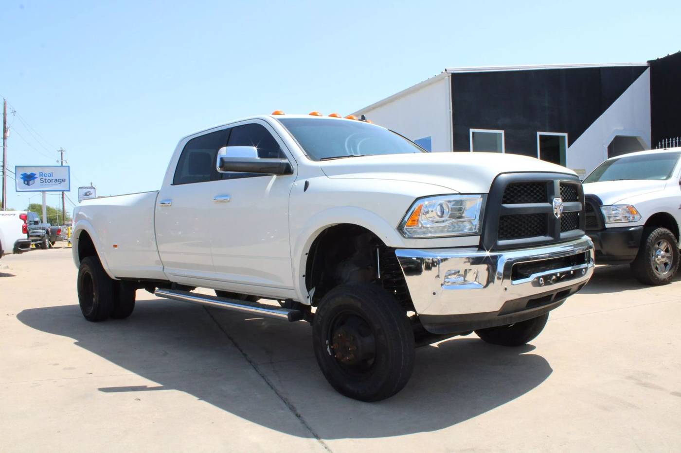 2017 Ram 3500 Laramie — Pickup Truck — 181,798 mi — Plano, TX