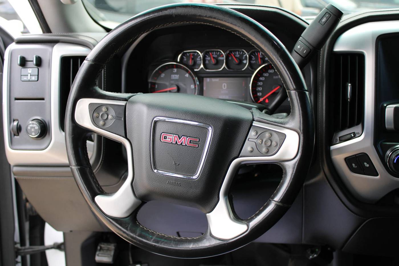 2015 GMC Sierra 1500 SLE — Pickup Truck — 183,536 mi — Plano, TX