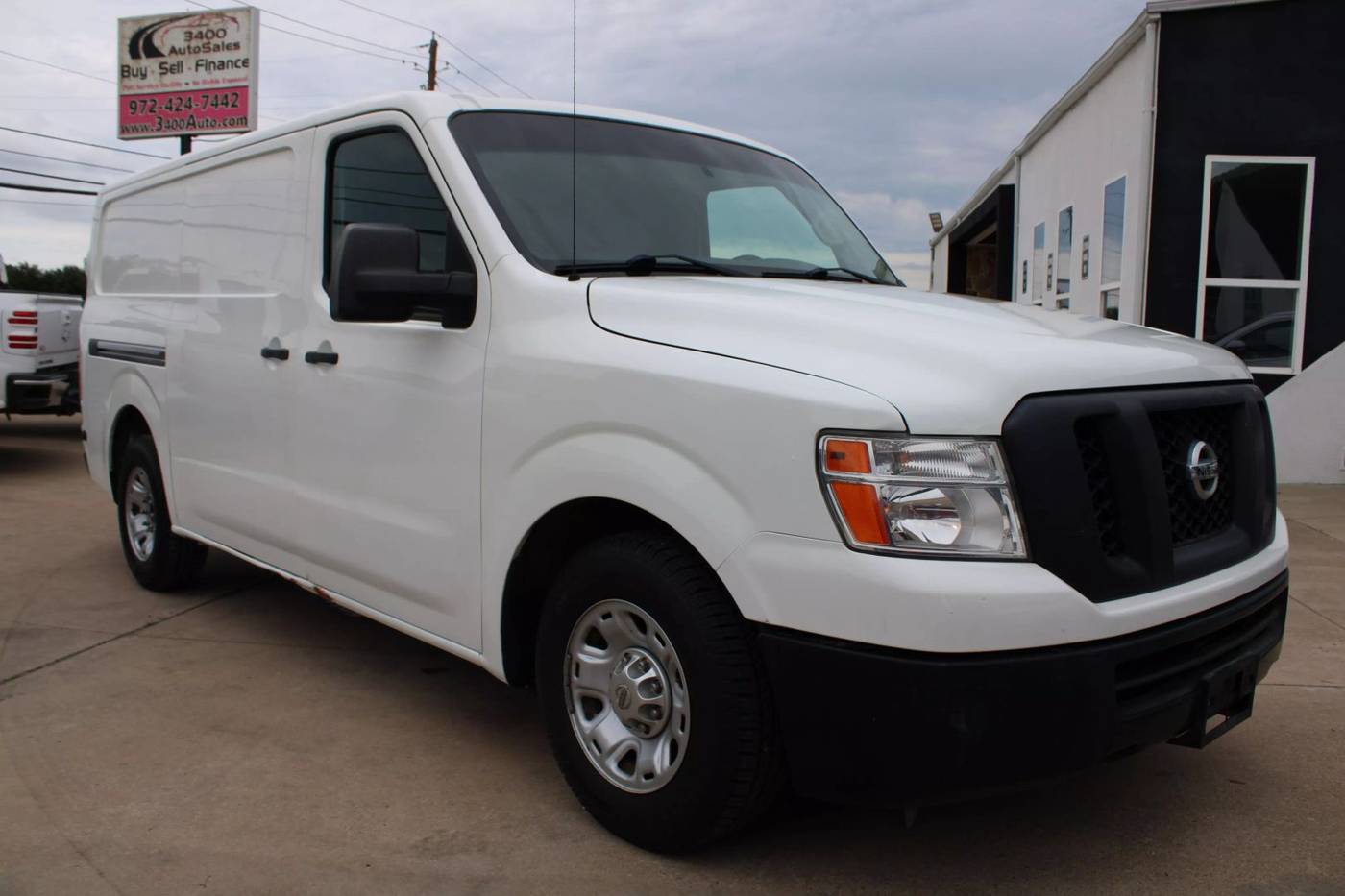 2016 Nissan NV Cargo NV2500 HD SV — Cargo Van — 110,962 mi — Plano, TX