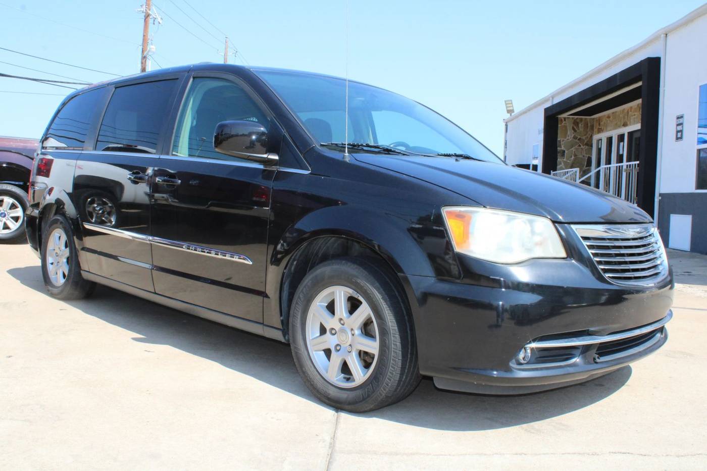 2011 Chrysler Town & Country Touring — Minivan — 79,810 mi — Plano, TX