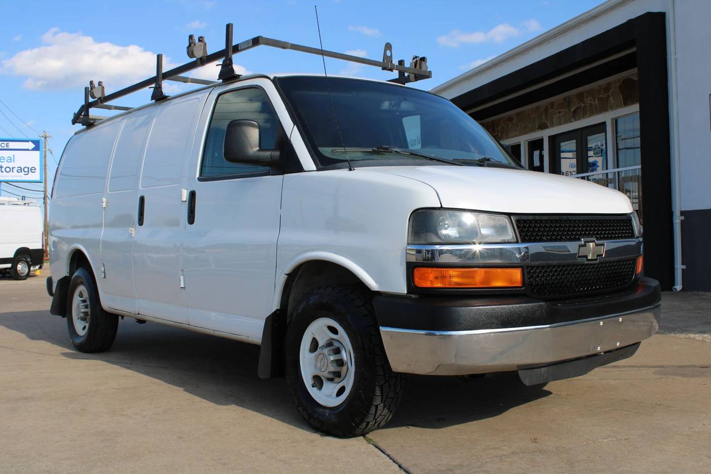 2015 Chevrolet Express Cargo Van Base — Cargo Van — 150,415 mi — Plano, TX