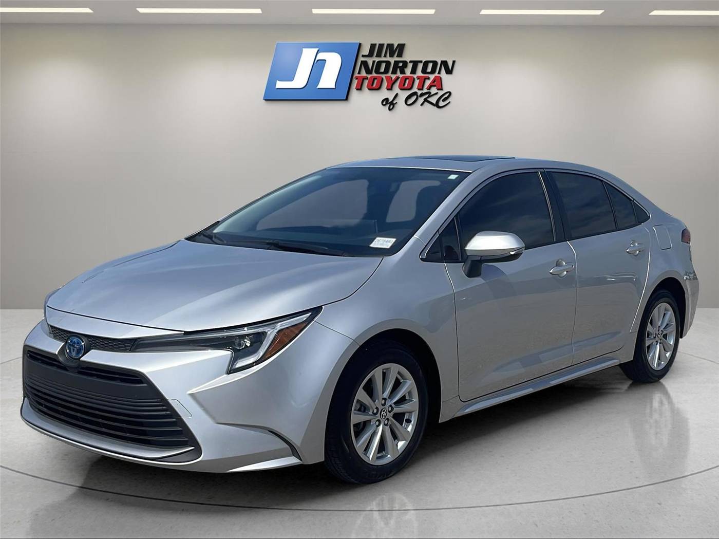 2025 Toyota Corolla Hybrid XLE — Sedan — 6,447 mi — Oklahoma City, OK
